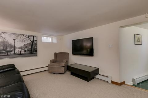 81 W Main St, Mendham, NJ 07945 photo 15