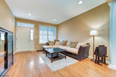 173 Levinberg Ln, Wayne, NJ 07470 photo 3