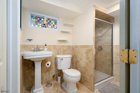 12 Krone Pl, Hackensack, NJ 07601 photo 14