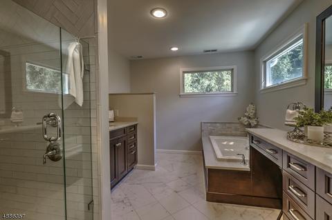4 Mahlon Ct, Mendham, NJ 07945 photo 18