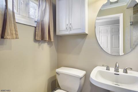 4 Young Dr, Stanhope, NJ 07874 photo 15