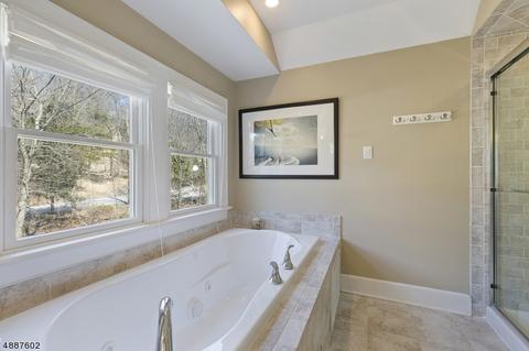 736 Old Forge Rd, Bridgewater, NJ 08807 photo 13