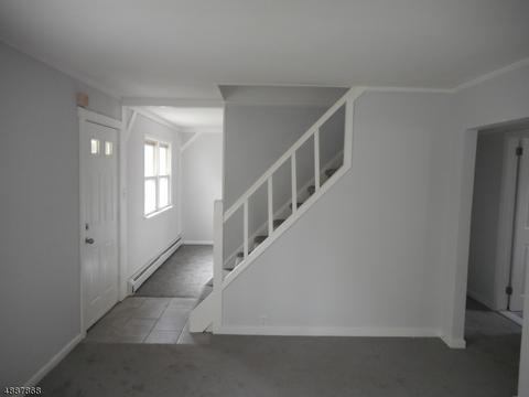 32 Decker Rd, Wanaque Boro, NJ 07420 photo 12
