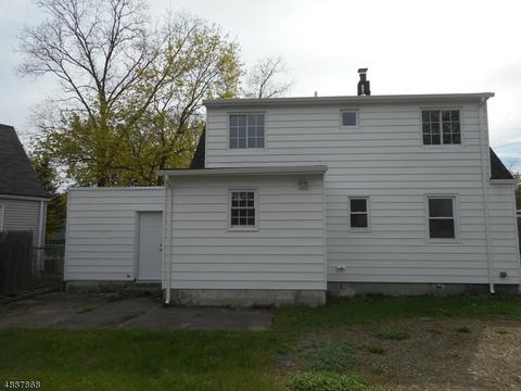 32 Decker Rd, Wanaque Boro, NJ 07420 photo 4
