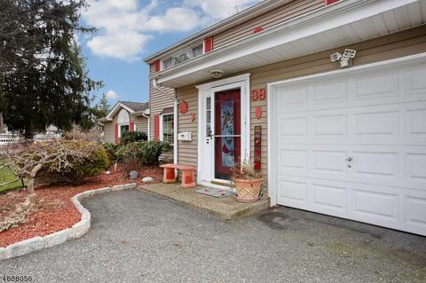 38 Malcolm St, Waldwick, NJ 07463 photo 2