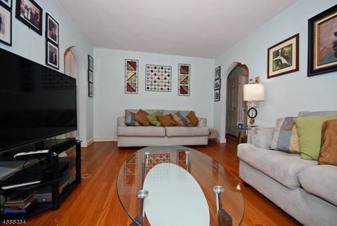 121 Jackson Ave, Wayne, NJ 07470 photo 9