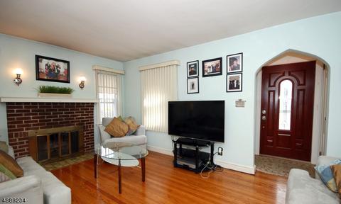 121 Jackson Ave, Wayne, NJ 07470 photo 6