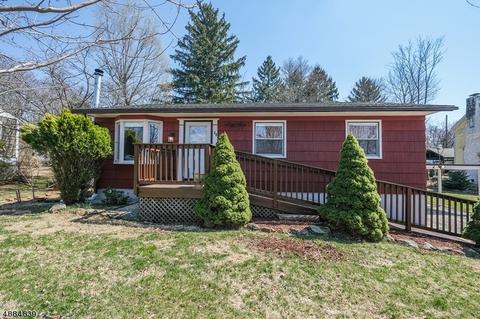 28 Mackenzie Rd, Hampton, NJ 08827 photo 2