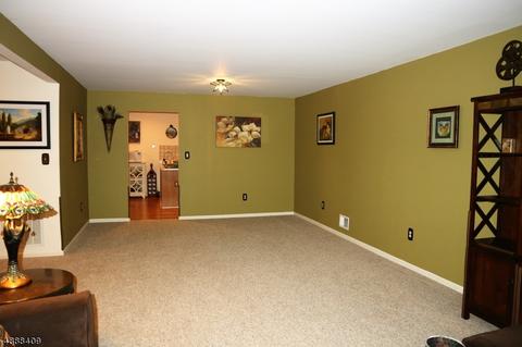 173 Durham Ct, Hackettstown, NJ 07840 photo 8
