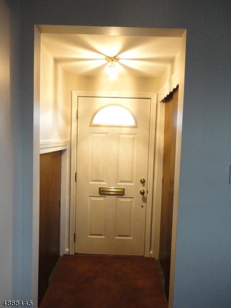 113 Arnot Pl, Paramus, NJ 07652 photo 18
