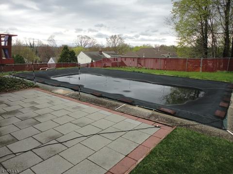 113 Arnot Pl, Paramus, NJ 07652 photo 23