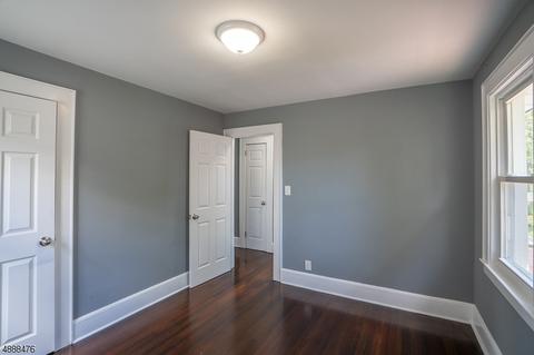 604 E 3rd Ave, Roselle, NJ 07203 photo 13