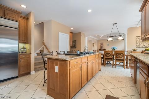 72 Independence Dr, Bernards, NJ 07920 photo 8