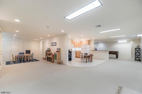 72 Independence Dr, Bernards, NJ 07920 photo 20