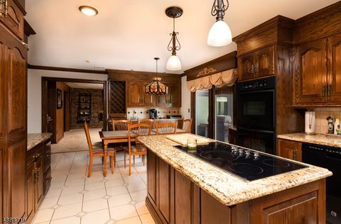 35 E Cheryl Rd, Montville Twp., NJ 07058 photo 5