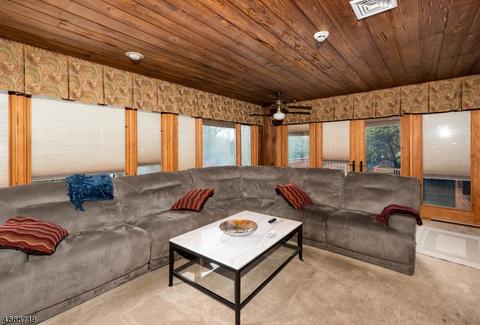35 E Cheryl Rd, Montville Twp., NJ 07058 photo 9