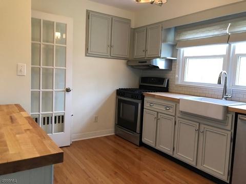 2 Emery Ave, Mendham, NJ 07945 photo 5