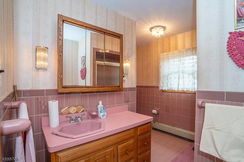 257 E 3rd Ave, Roselle, NJ 07203 photo 21