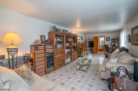 257 E 3rd Ave, Roselle, NJ 07203 photo 6