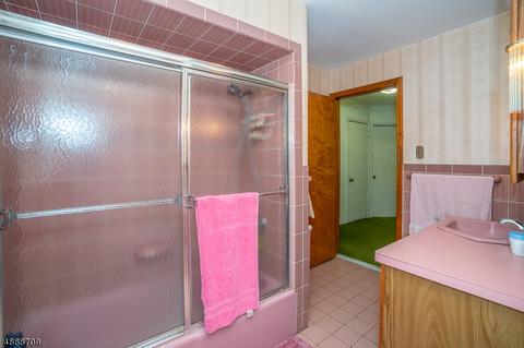 257 E 3rd Ave, Roselle, NJ 07203 photo 22