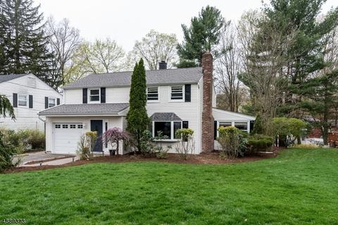 24 W Saddle River Rd, Waldwick, NJ 07463 photo 1