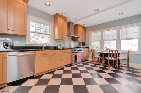 9 Duryea Rd, Montclair, NJ 07043 photo 8