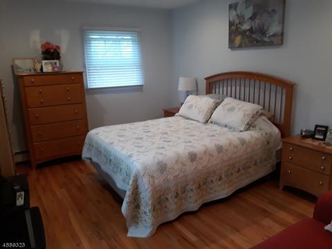 24 Sears Pl, Wayne, NJ 07470 photo 10