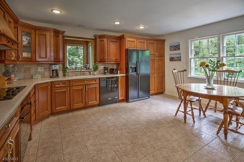 68 Mountainside Rd, Mendham, NJ 07945 photo 12