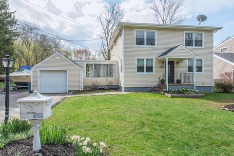 15 Ratcliffe Rd, Wayne, NJ 07470 photo 2