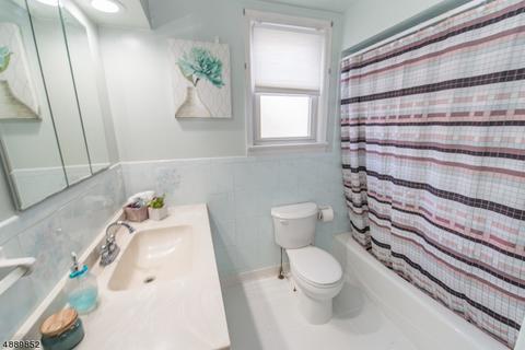 15 Ratcliffe Rd, Wayne, NJ 07470 photo 9