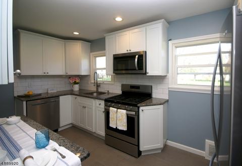23 Dubel Rd, Wayne, NJ 07470 photo 5
