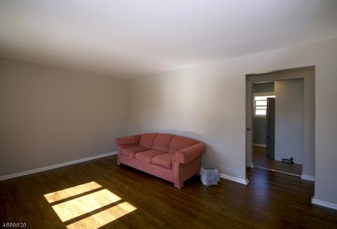 23 Dubel Rd, Wayne, NJ 07470 photo 4