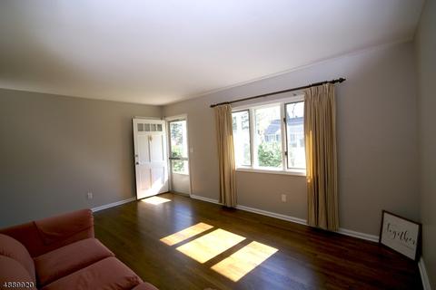 23 Dubel Rd, Wayne, NJ 07470 photo 3