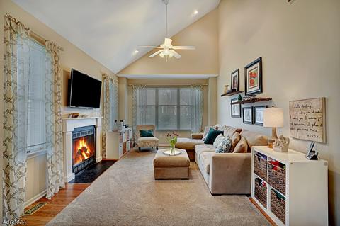 35 Stone Run Rd, Bedminster, NJ 07921 photo 2