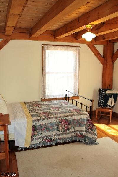 332 Hackett Rd, Hampton, NJ 08827 photo 9