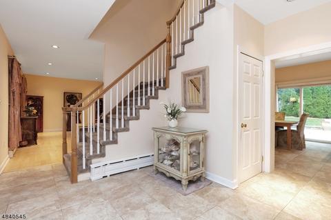 76 New St, Wayne, NJ 07470 photo 2
