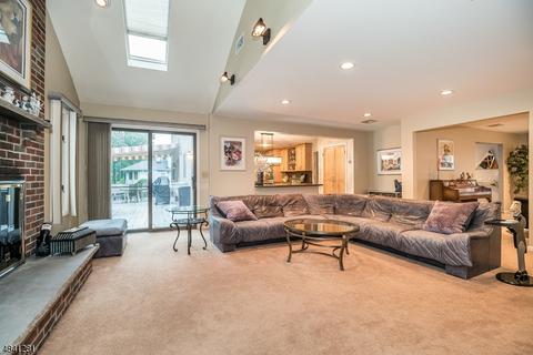 40 Hubbardton Rd, Wayne, NJ 07470 photo 16