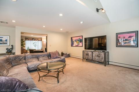 40 Hubbardton Rd, Wayne, NJ 07470 photo 19