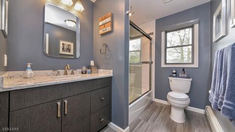 194 Webster Dr, Wayne, NJ 07470 photo 17
