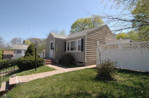 10 Pine St, Dover, NJ 07801 photo 2
