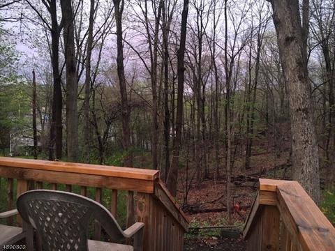 19 Gorge Dr, Wanaque Boro, NJ 07420 photo 8