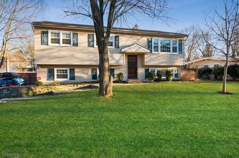 704 E Baldwin St, Hackettstown, NJ 07840 photo 1
