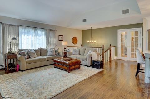 8 Perera Ave, Wayne, NJ 07470 photo 4
