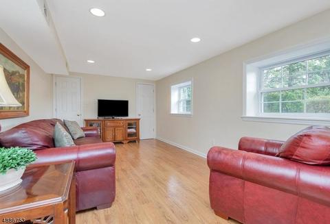 35 Sheffield Rd, Summit, NJ 07901 photo 16