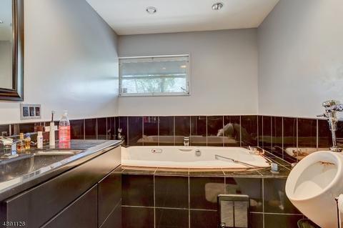 731 Paramus Rd, Paramus, NJ 07652 photo 8