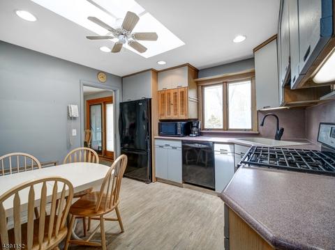 595 Mountain Ave, Berkeley Heights, NJ 07922 photo 6