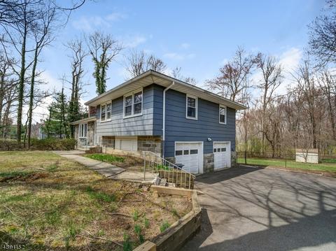 595 Mountain Ave, Berkeley Heights, NJ 07922 photo 2