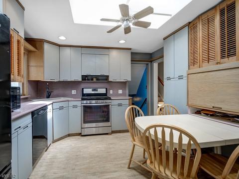 595 Mountain Ave, Berkeley Heights, NJ 07922 photo 7
