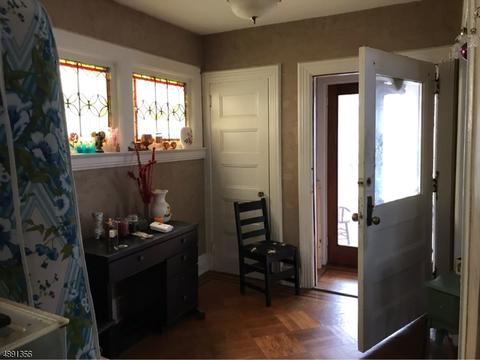 40 Vanderbeck Pl, Hackensack, NJ 07601 photo 2