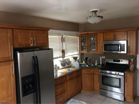 40 Vanderbeck Pl, Hackensack, NJ 07601 photo 6